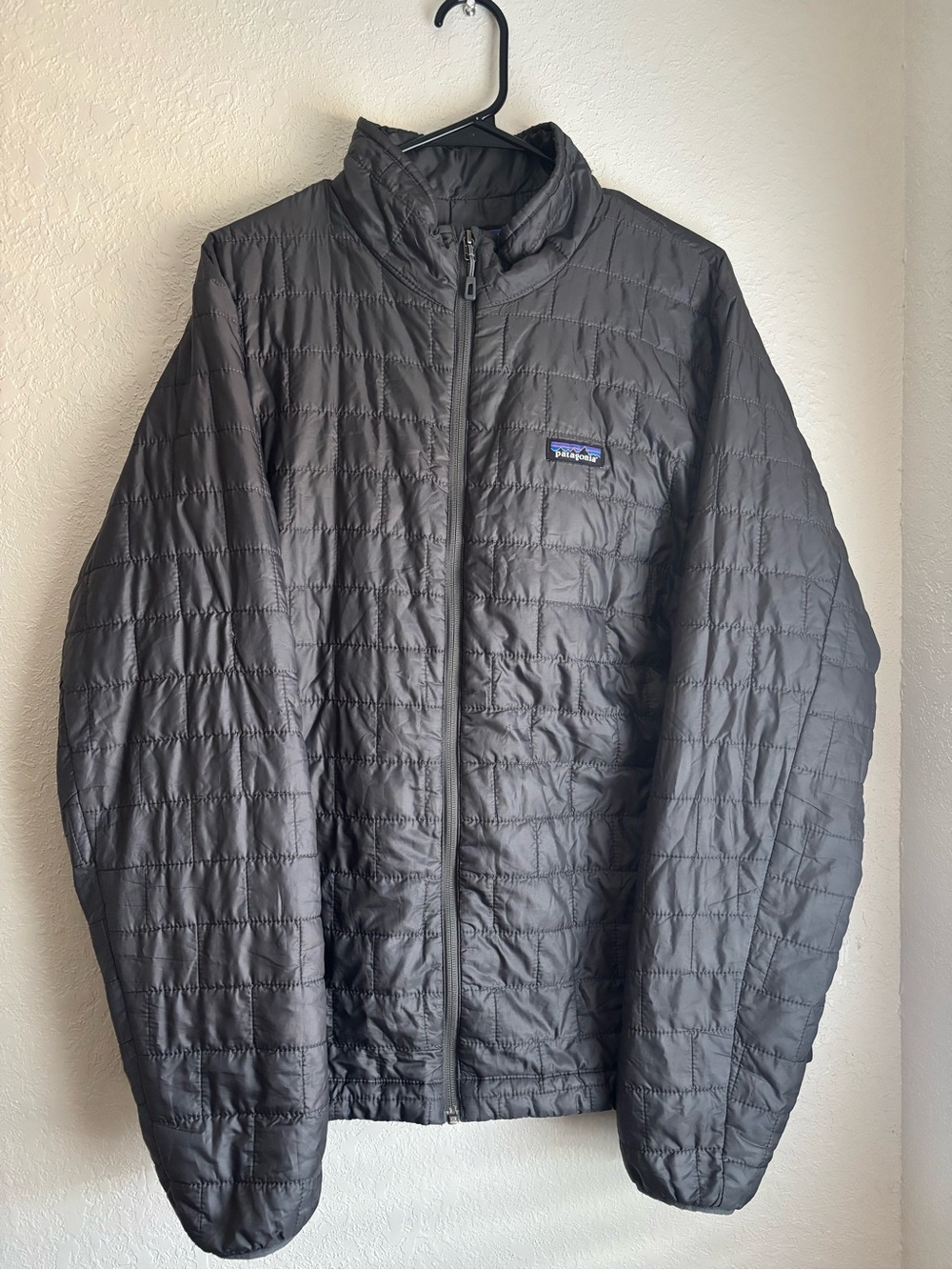 Patagonia Men’s gray Quilted Lightweight Jacket